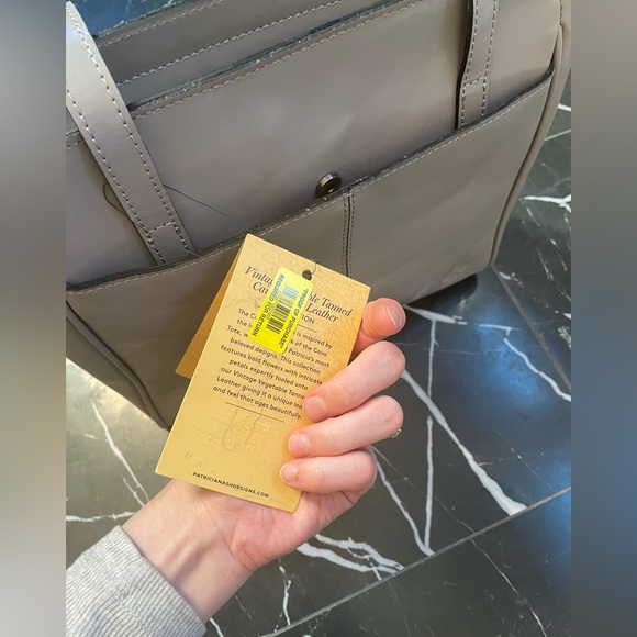 NWT Patricia Nash Leather Rosedale Tote in Stone, Genuine Leather, Quiet Luxury - Picture 11 of 12